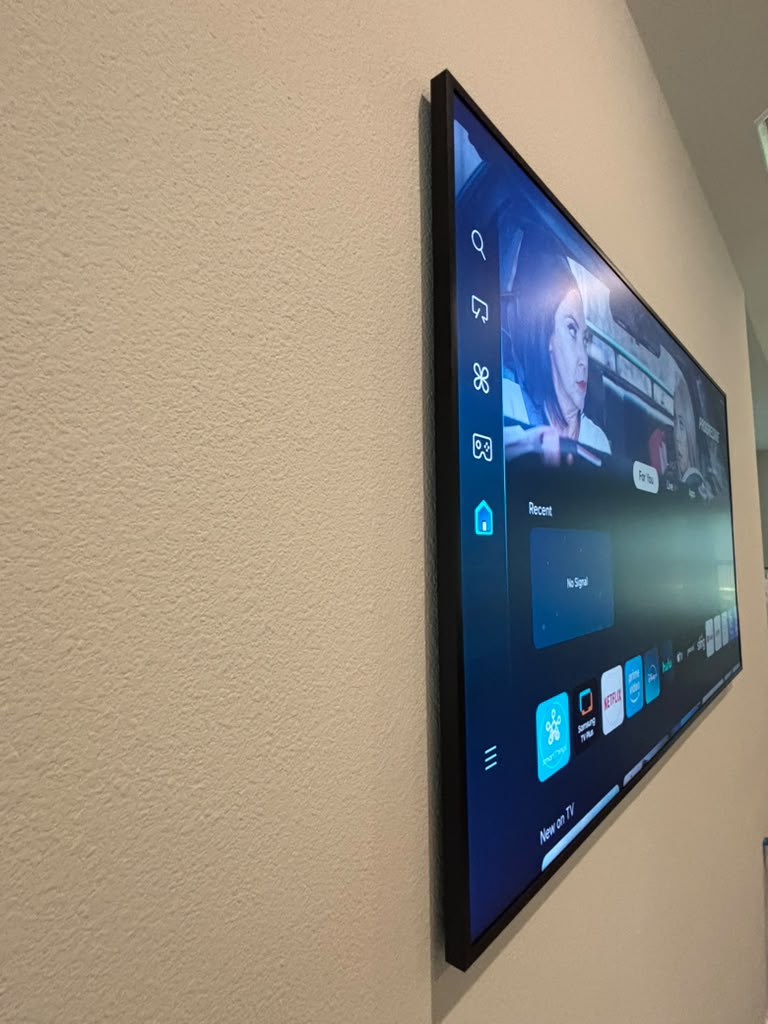 Soundbar Home Theater and LED Lights